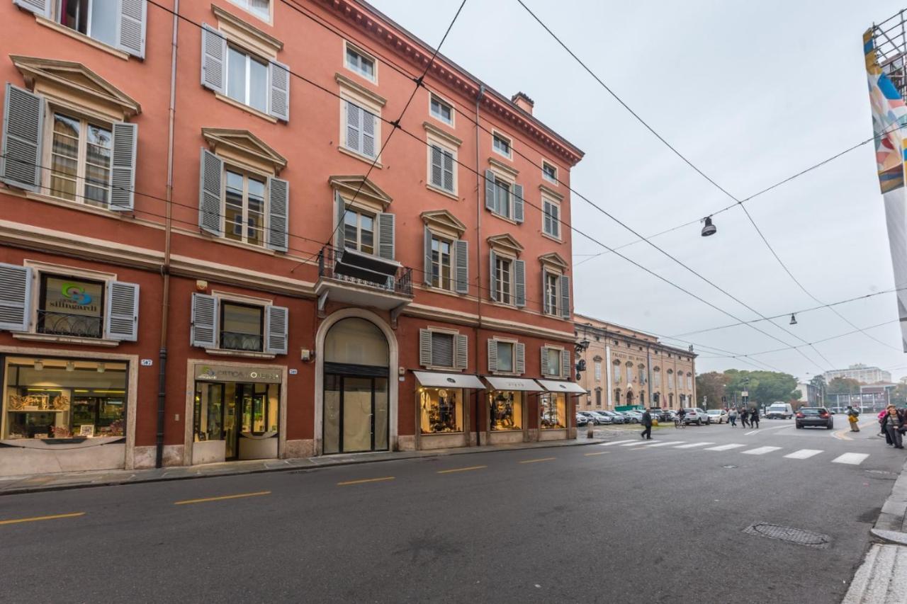 L'Altana Di Emilia Suite Модена Экстерьер фото